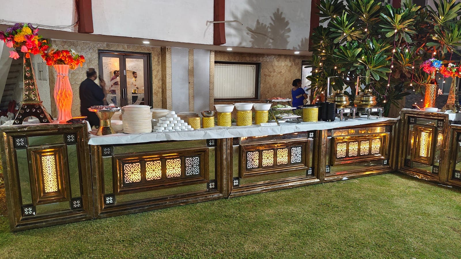 Gold Mirror Live Counters