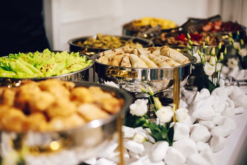 Luxurious buffet dining arrangement